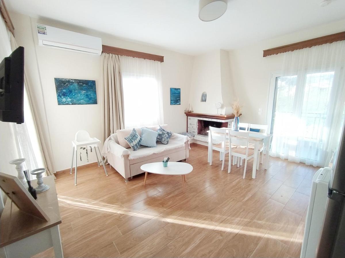 Stayatlenas ニキティ エクステリア 写真